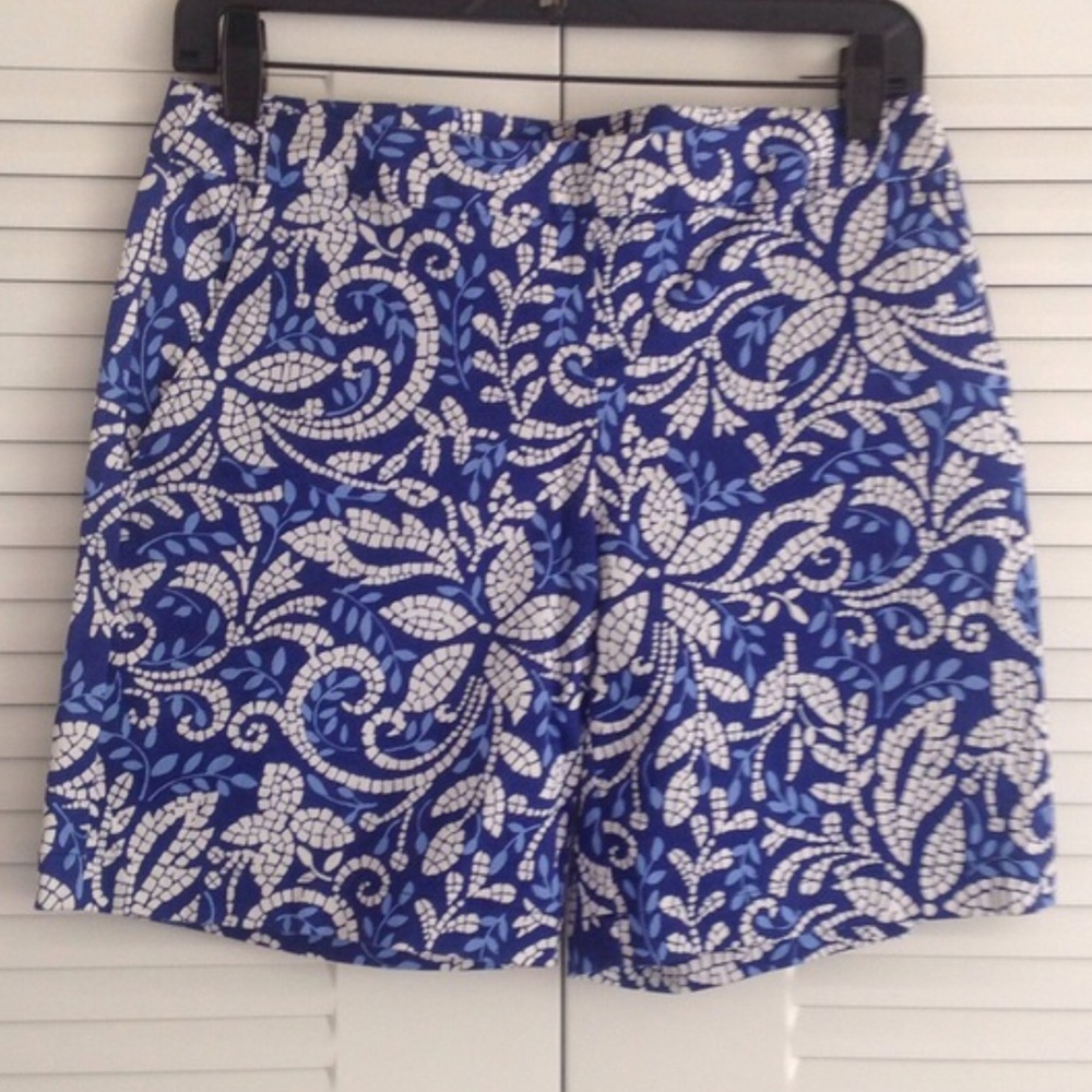 Izod Blue and White Floral Print Women’s Shorts